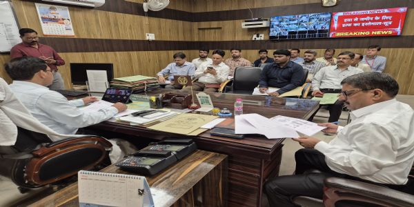 प्रधानमंत्री सूर्य घर मुफ्त बिजली योजना के अंतर्गत जालौन में 12 हजार घरों में सोलर पावर प्लांट