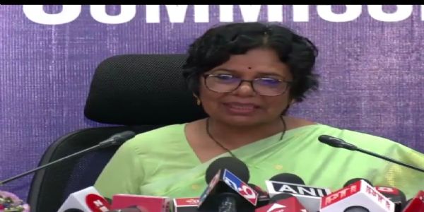 उल्लू एप के प्रबंधन से महिला आयोग ने पूछा सवाल, क्या होगा अगर ऐसी सामग्री आपके बच्चों तक पहुंचे