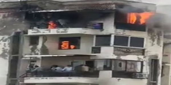 आग की घटना का दृष्य