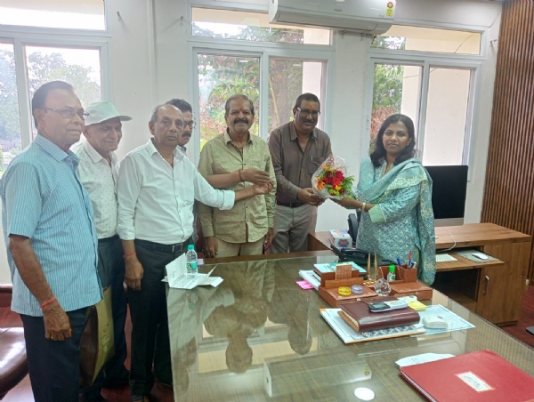 श्रावणी मेले में व्यवस्था को लेकर समिति ने उपायुक्त को सौंपा ज्ञापन