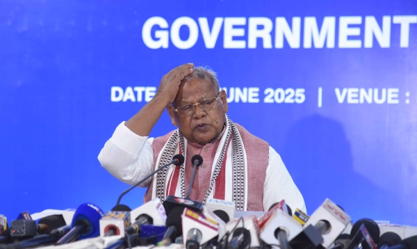 केंद्रीय एमएसएमई मंत्री जीतन राम मांझी ने प्रेस कॉन्फ्रेंस को संबोधित किया