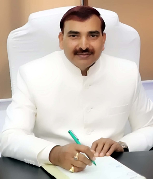 विश्वविद्यालय के कुलपति प्रो. नरसी राम बिश्नोई।