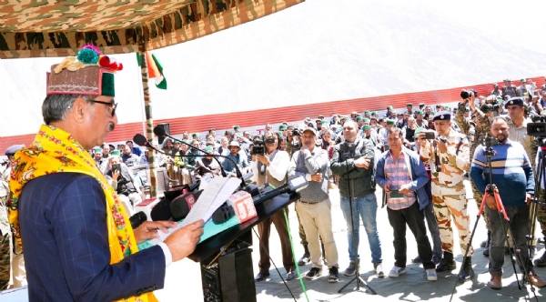 मुख्यमंत्री किन्नौर के शिपकी ला में