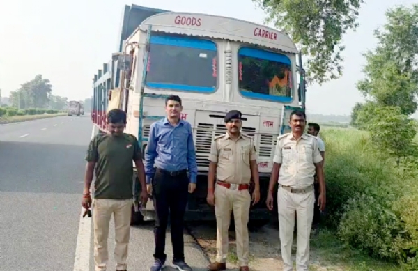 शराब लदी बरामद ट्रक