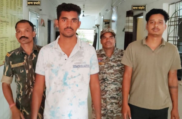 गिरफ्तार 2 आराेपित