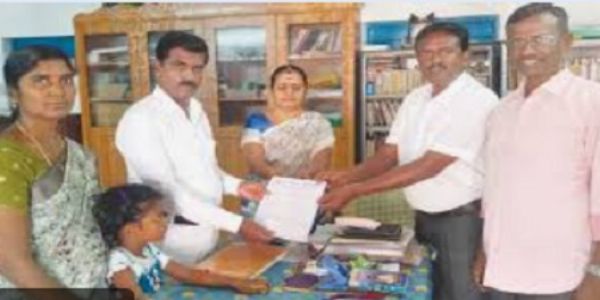 न्यायाधीश ने उदाहरण पेश किया : बेटी का सरकारी स्कूल में कराया दाखिला