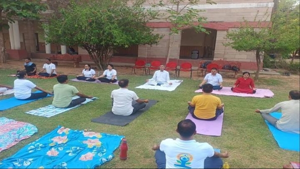 विश्व योग दिवस की तैयारियां