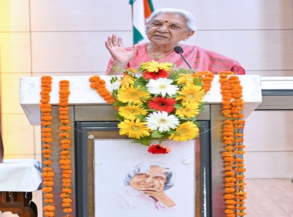 राज्यपाल आनंदीबेन पटेल