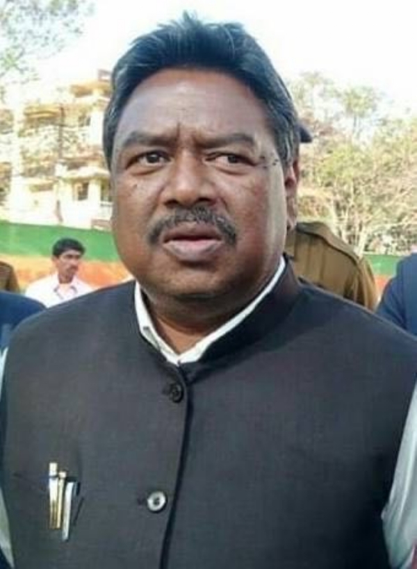 मुंडारी भाषा-संस्कृति को नष्ट करने की साजिश कर रहा है झामुमो: नीलकंठ