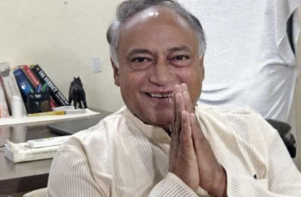 लक्ष्मण सिंह (फाइल फोटो) लक्ष्मण सिंह (फाइल फोटो)