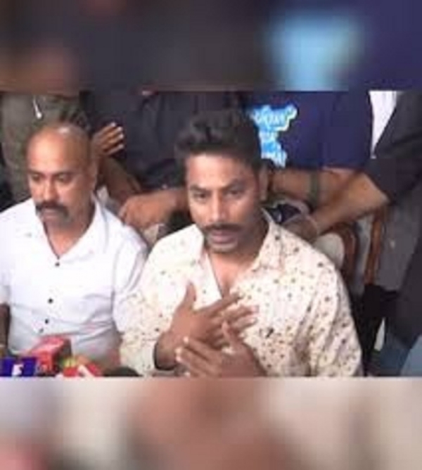 साेनम के भाई गाेविंद ने मीडिया से बातचीत की