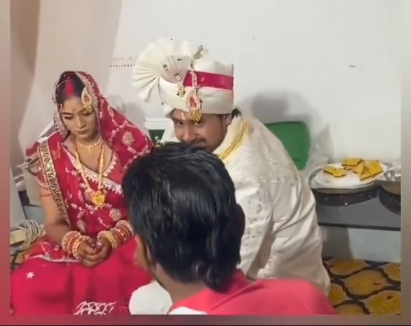 सोनम और राजा रघुवंशी की फाइल तस्वीर।