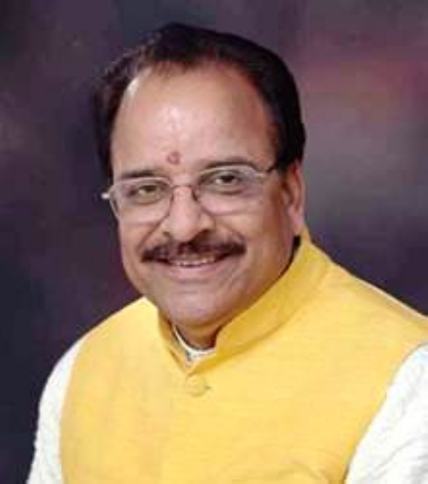 सांसद अजय भट्ट।