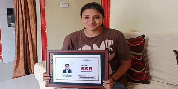 उज्जैन की नव्या बनेगी मध्य प्रदेश की पहली फ्लाइंग ऑफिसर, मुख्यमंत्री ने दी बधाई