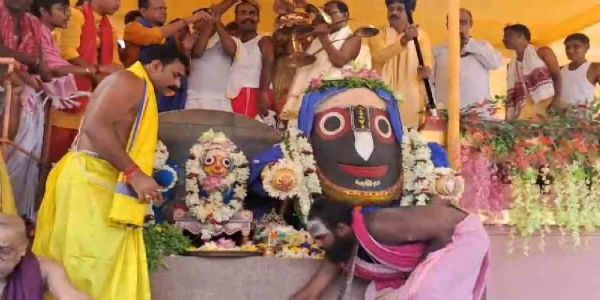 महेश में जगन्नाथ स्नान यात्रा संपन्न