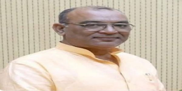 देवेश श्रीवास्तव के निधन पर मुख्यमंत्री याेगी ने जताया शोक