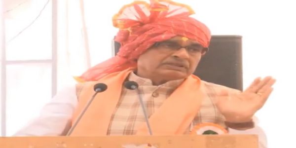 कृषि मंत्री ने दिल्ली के तिगीपुर गांव के ‘किसान चौपाल’ में किसानों से किया संवाद