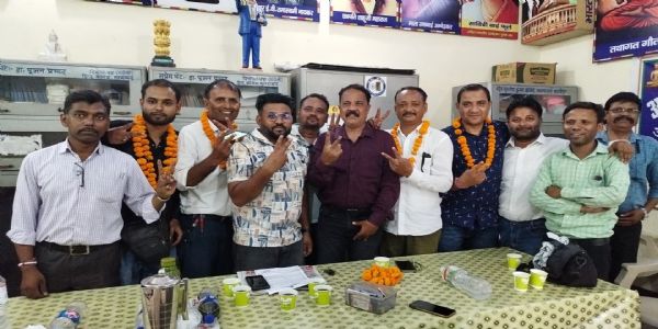 मुरादाबाद जनर्लिस्ट क्लब के अध्यक्ष बने सुशील सिंह, आकाश को महासचिव की जिम्मेदारी