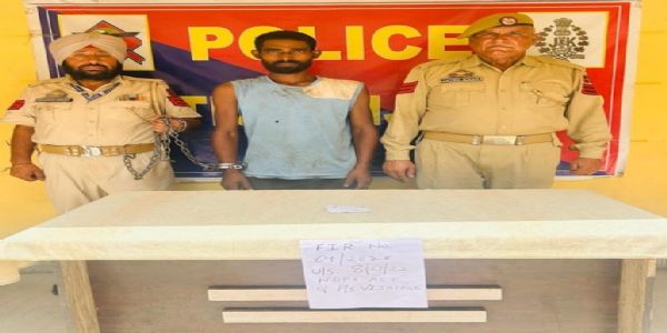 10 ग्राम हेरोइन के साथ एक नशा तस्कर गिरफ्तार