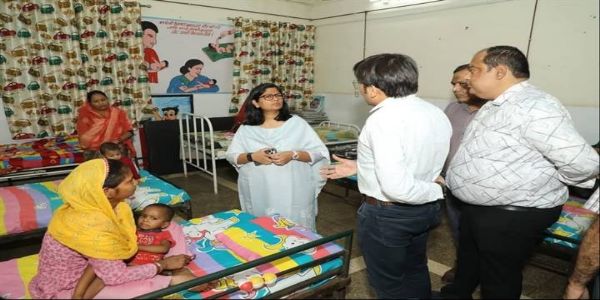 ग्वालियरः कलेक्टर ने किया ठाठीपुर एनआरसी का निरीक्षण