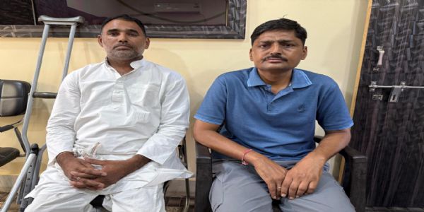 एएसआई और अधिवक्ता 25 हजार रुपये की रिश्वत लेते गिरफ्तार