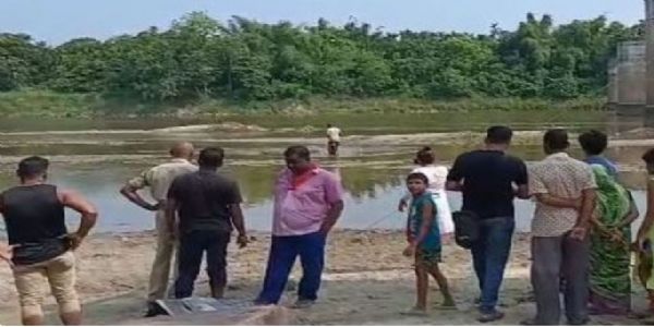आत्रेयी नदी से अज्ञात वृद्ध का शव बरामद