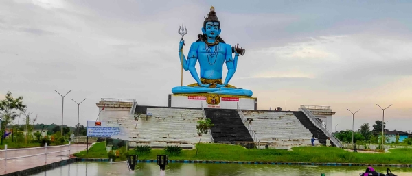 तातापानी में विराजमान भगवान शिव।