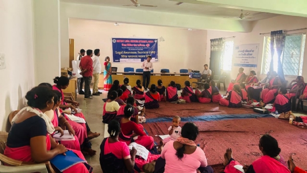 विश्व बाल मजदूर दिवस पर खूंटी और अड़की में जागरूकता कार्यक्रम का आयोजन