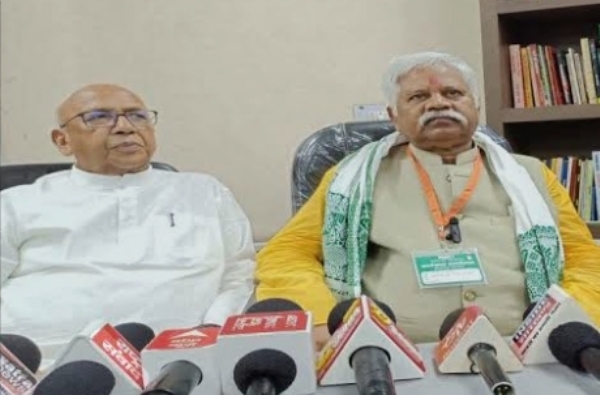 जदयू झारखंड प्रदेश अध्यक्ष खीरू महतो और विधायक सरयू राय की फाइल फोटो जदयू झारखंड प्रदेश अध्यक्ष खीरू महतो और विधायक सरयू राय की फाइल फोटो