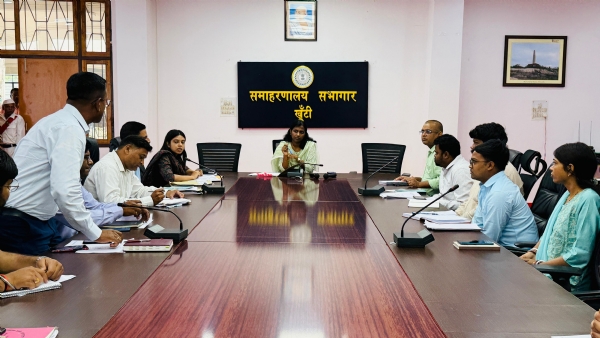 खूंटी नगर पंचायत में हो नियमित जलापूर्ति: आर रॉनिटा