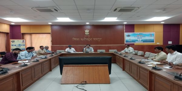 गलता तीर्थ मंदिर का हो सौन्दर्यकरण, श्रद्धालुओं को मिले बेहतर सुविधाएं