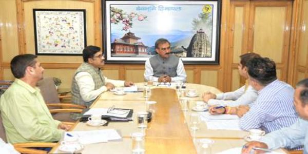 मुख्यमंत्री ने ज़िला कांगड़ा में विभिन्न विकास परियोजनाओं की समीक्षा की