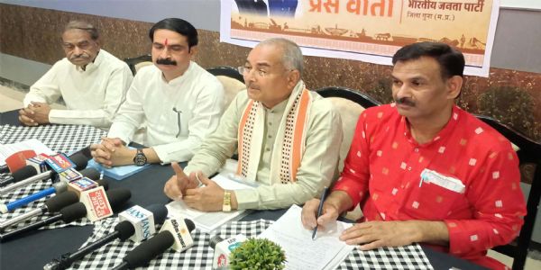 गुना : विकसित भारत के लिए समर्पित और संकल्पित है मोदी सरकार : नागर