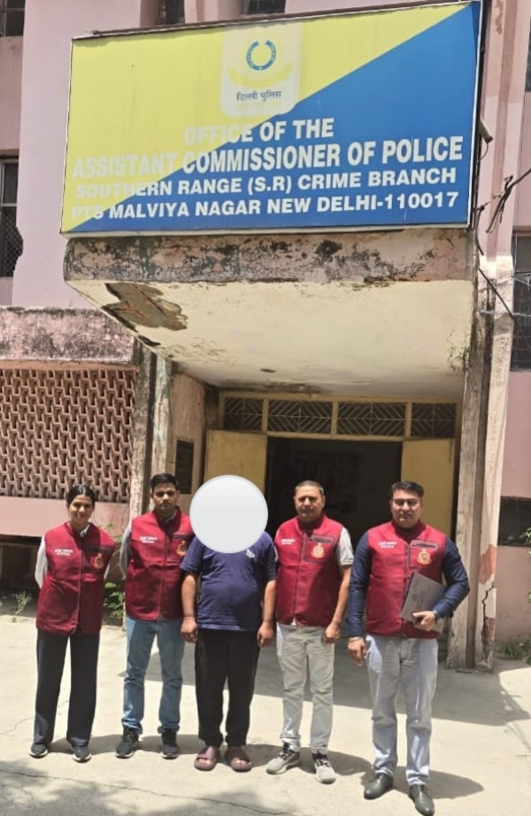 क्राइम ब्रांच द्वारा गिरफ्तार आरोपित संजय की फोटो