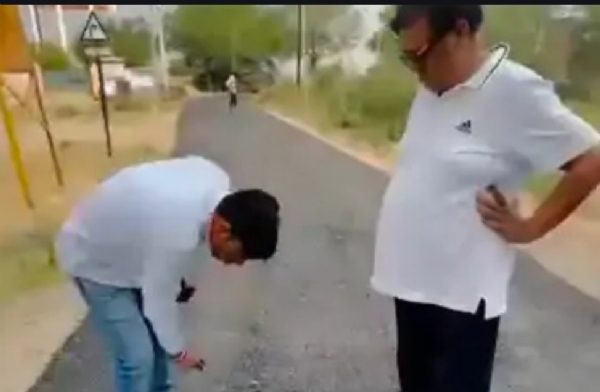 कन्नौज: अपने ही गांव में घटिया सड़क निर्माण पर भड़के विधायक, रुकवा दिया काम