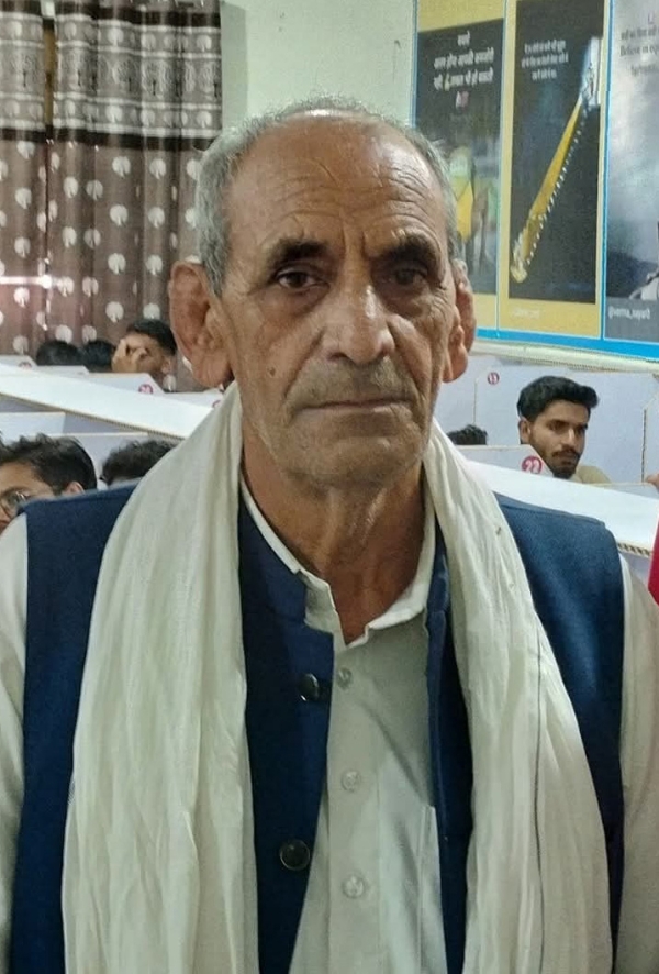 सतबीर पहलवान बरसोला।
