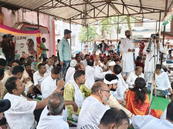 अररिया फोटो:कांग्रेस का धरना प्रदर्शन
