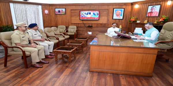 राज्यपाल से मिले सिटी और ग्रामीण एसपी
