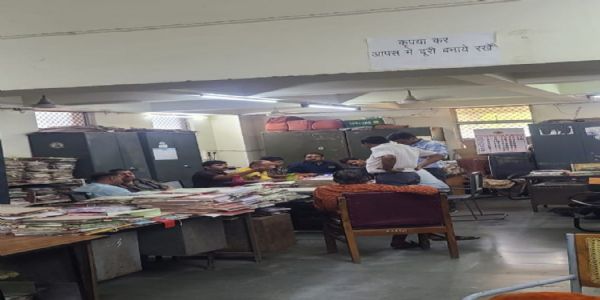 भाेपाल लाेकायुक्त की बड़ी कार्रवाई, बीडीए का बाबू दस हजार की रिश्वत लेते गिरफ्तार