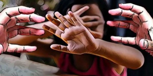 नाबालिग किशोरी को कमरे में ले जाकर रखा, चार युवकों के खिलाफ मामला दर्ज