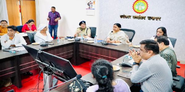 प्री मैरिटल और पोस्ट मैरिटल काउंसलिंग सेंटर स्थापित किए जाने की अत्यंत आवश्यकताः अर्चना मजूमदार