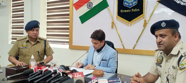 डिजिटल व्यवस्था के चलते अपराधभी  बदल रहे स्वरूप : मोहित चावला ,डी आई जी  ,साइबर क्राइम