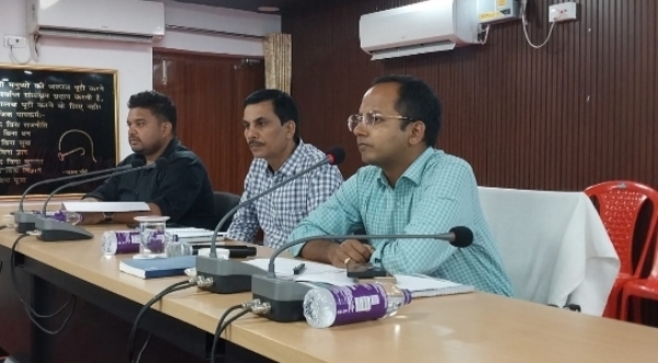 प्लान की बैठक