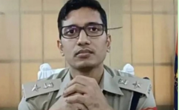 पुलिस अधीक्षक अभिषेक झा