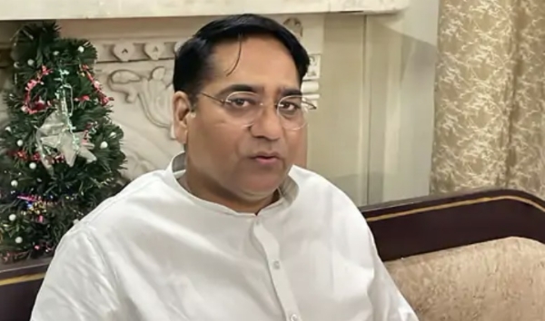जल संसाधन मंत्री सुरेश रावत