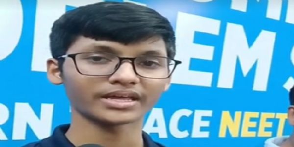 इंदौर के उत्कर्ष अवधिया