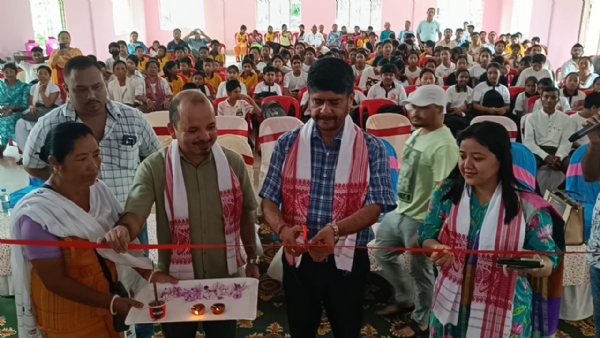 तमुलपुर में अंतर्राष्ट्रीय योग दिवस के उपलक्ष्य में योग प्रतियोगिता।