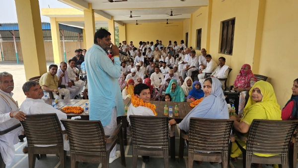भाजपा के संकल्प से सिद्धि तक अभियान के तहत जनसभा को संबोधित करते पार्टी नेता।