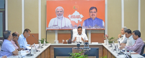 वीडियो कांफ्रेसिंग से बैठक लेते हुए मुख्यमंत्री भजनलाल शर्मा