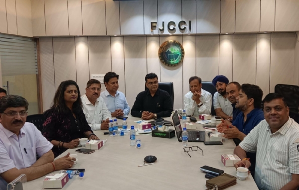 चेम्बर के कार्यक्रम की तस्वीर
